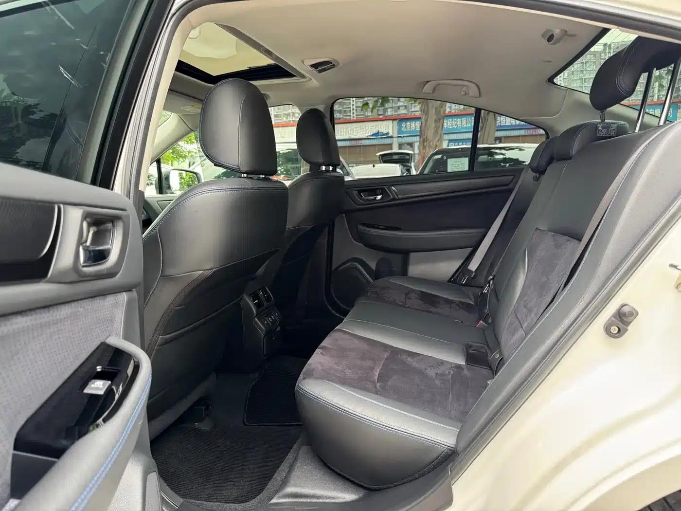 Legacy 2020 Facelift 2.5i Glory Limited Edition EyeSight — миниатюра 6