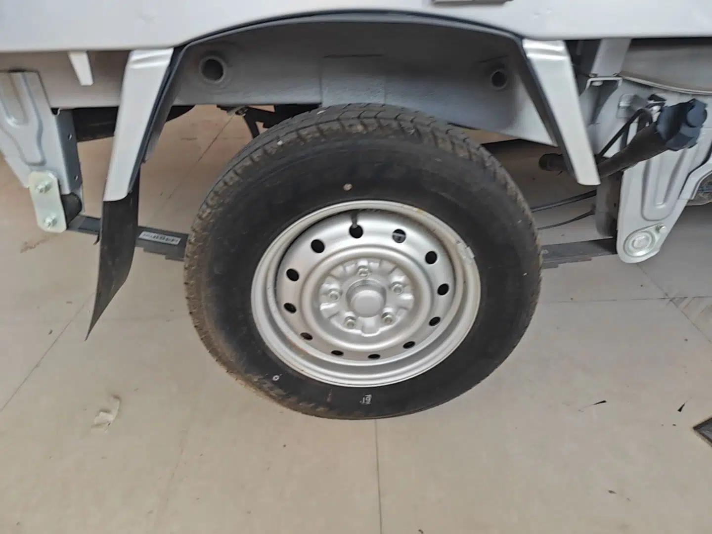 Wuling Rongguang Small Truck 2023 1.5L Single-Row Extended LAR — миниатюра 11