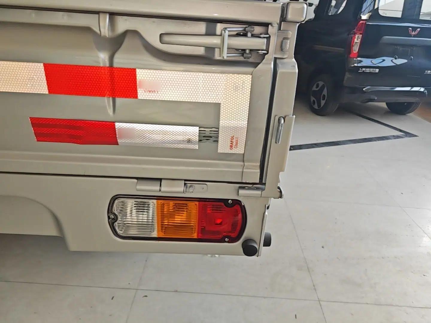 Wuling Rongguang Small Truck 2023 1.5L Single-Row Extended LAR — миниатюра 14