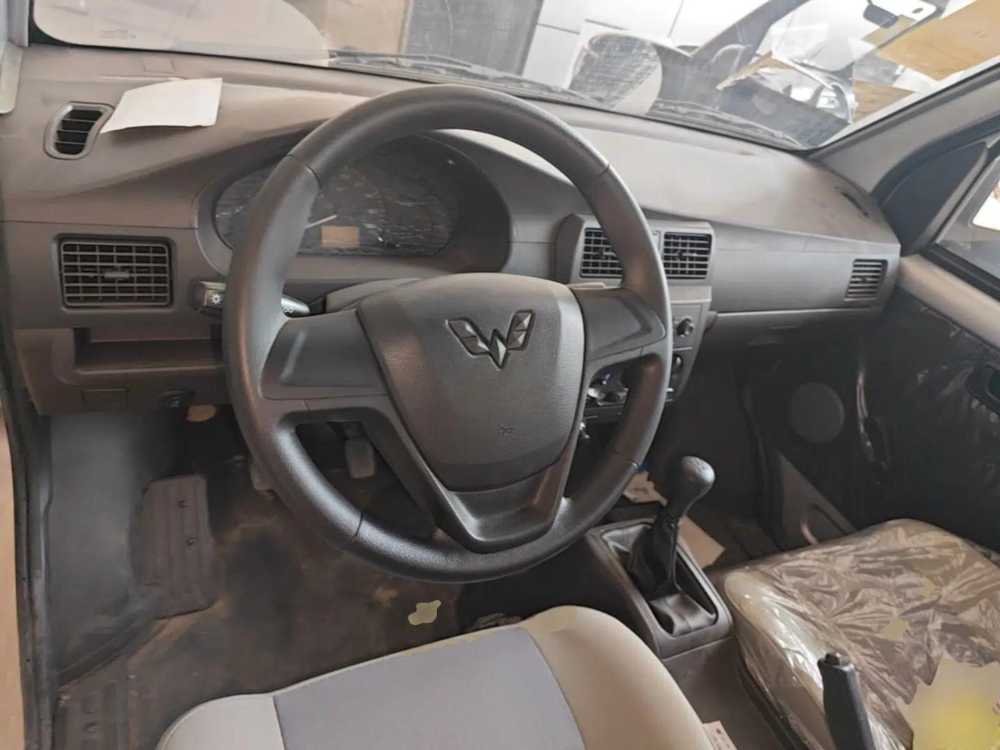 Wuling Rongguang Small Truck 2023 1.5L Single-Row Extended LAR — миниатюра 17