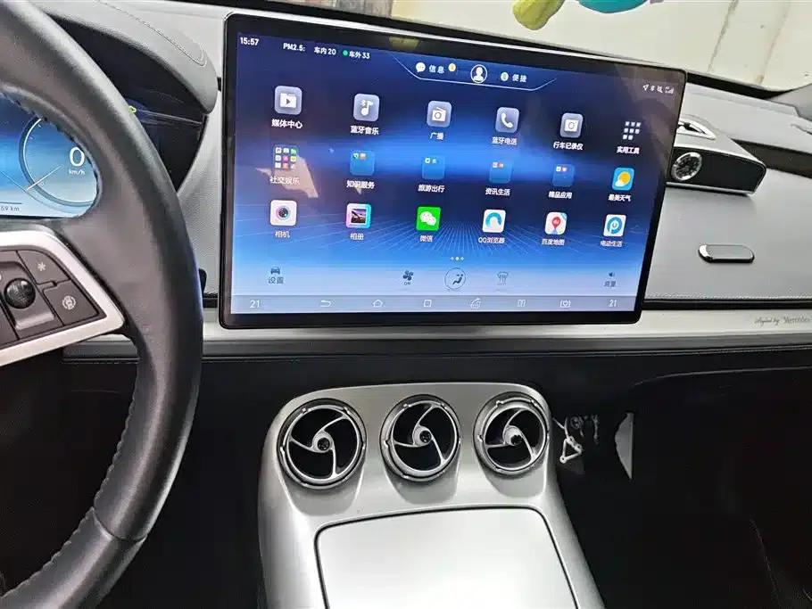 Denza X 2020 PHEV Classic Edition — миниатюра 13
