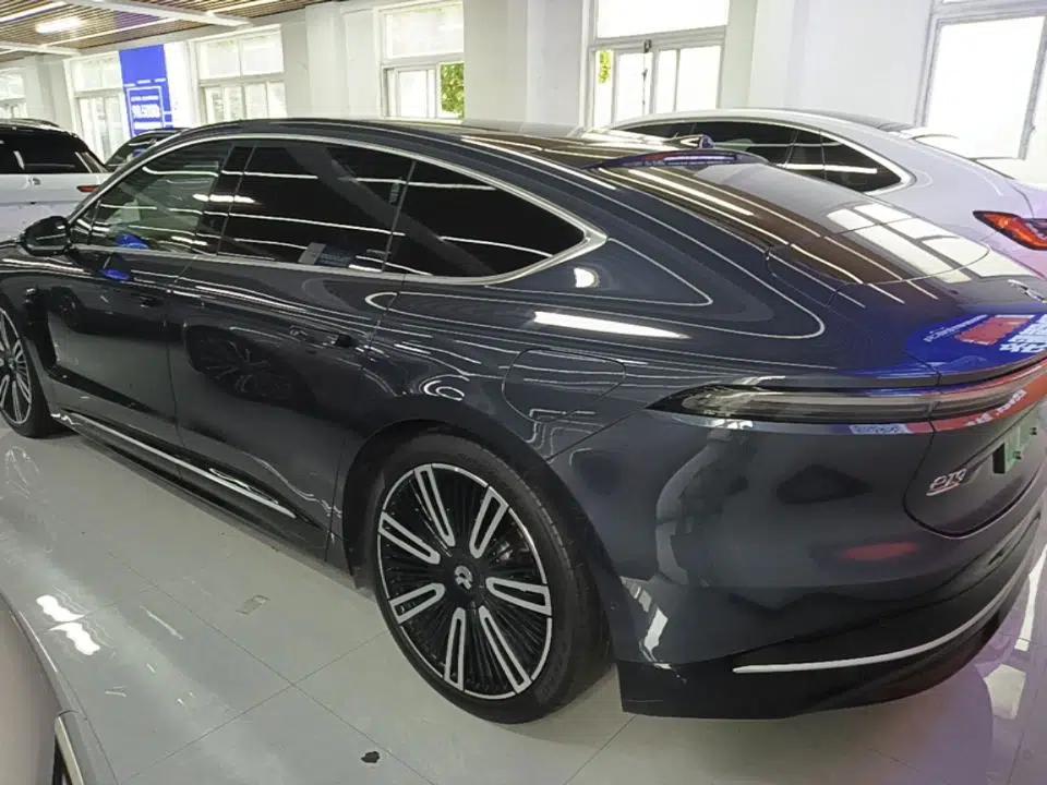 Nio ET9 2025 100kWh Signature Edition — миниатюра 4