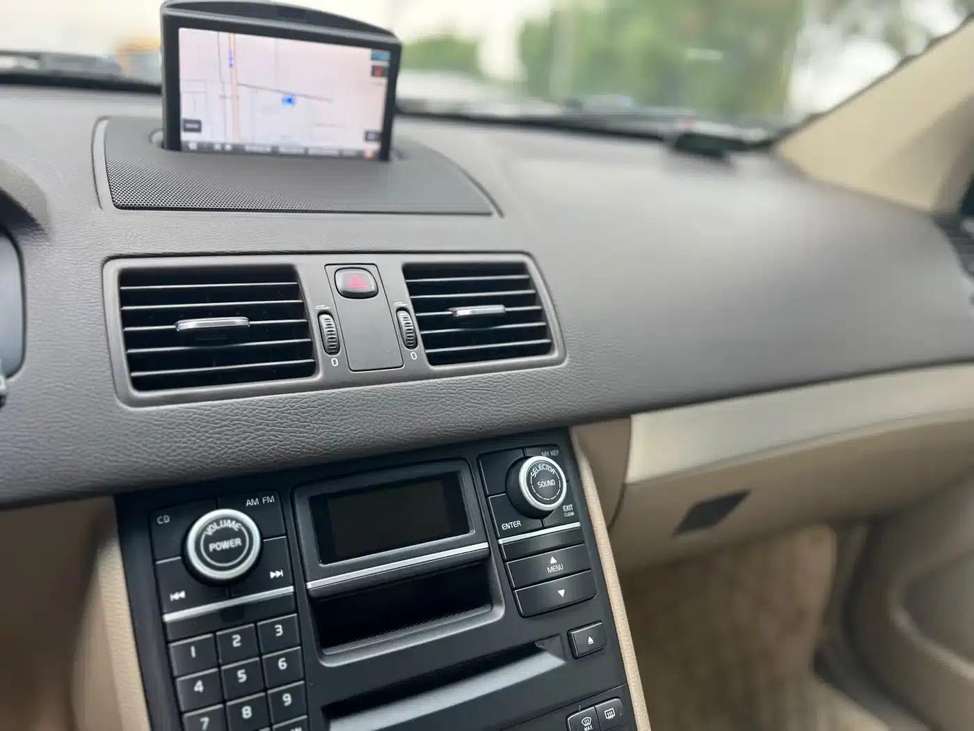 2014 XC Classic T5 Luxury Edition — миниатюра 16