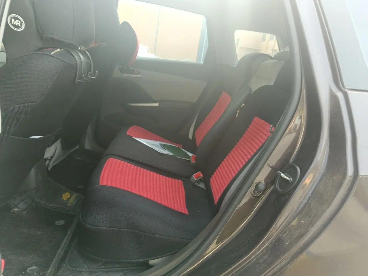 Chevrolet Lova RV 2016 1.5L Automatic Comfort Edition — миниатюра 17