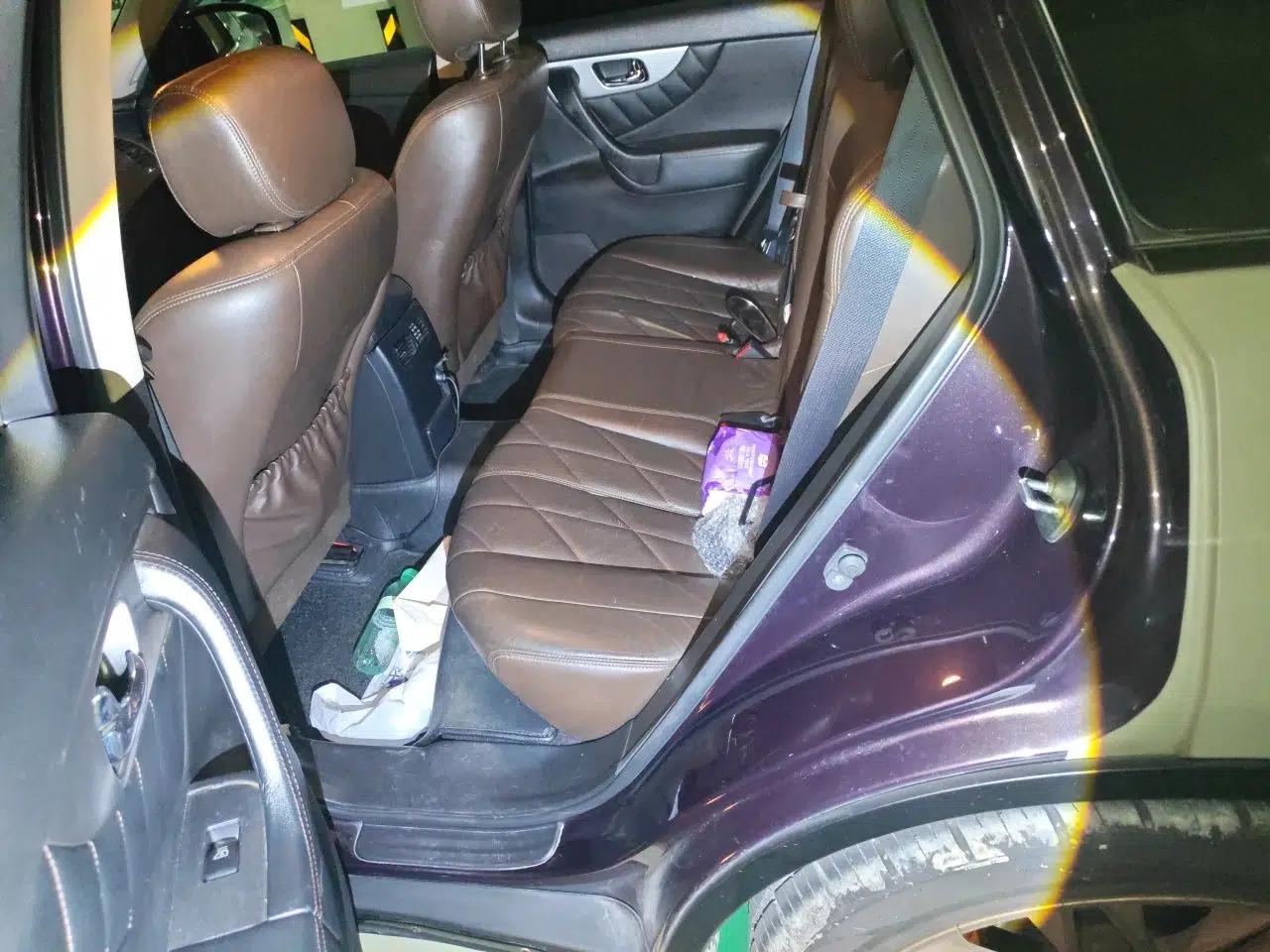 Infiniti QX70 2013 3.7L Standard Edition — миниатюра 17