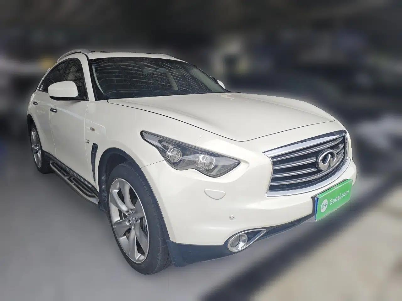 Infiniti QX70 2015 3.7L Shadow Edition — миниатюра 3