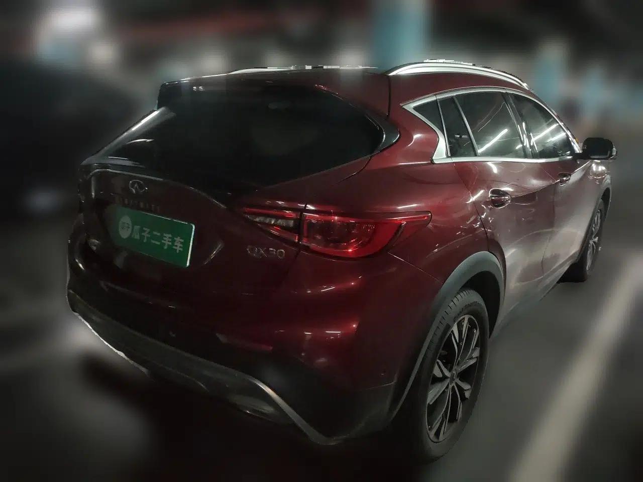 Infiniti QX30 2018 1.6T Two-Wheel Drive Extreme Edition — миниатюра 6