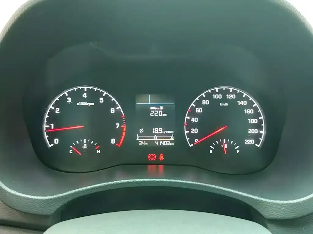 2016 Hyundai Verna 1.4L Manual GLS Cool Edition — миниатюра 12