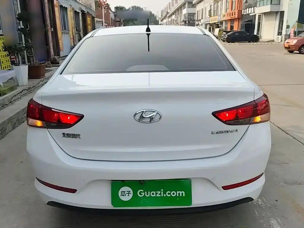 2016 Hyundai Verna 1.4L Manual GLS Cool Edition — миниатюра 6