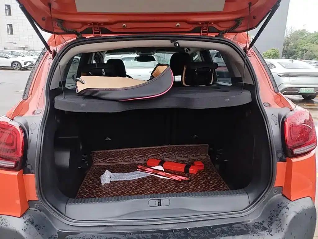 2018 C4 AIRCROSS 230THP Automatic Elegant Edition — миниатюра 19