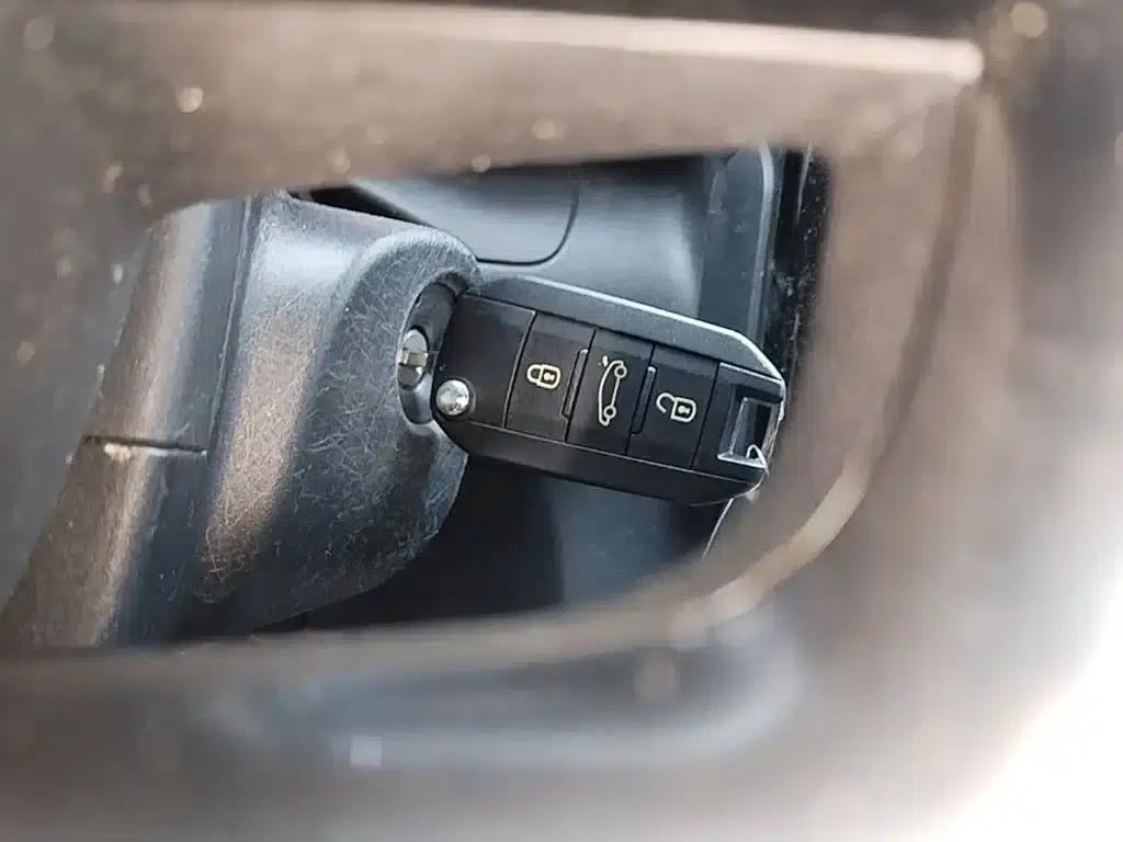 2018 C4 AIRCROSS 230THP Automatic Elegant Edition — миниатюра 9