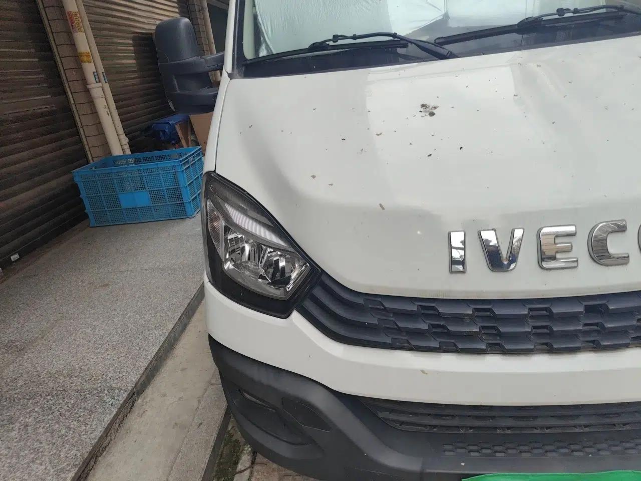 Iveco Eurocargo 2021 2.0T Manual Super-Rui Long Wheelbase Short Overhang High Roof Manual Doors F1A — миниатюра 7