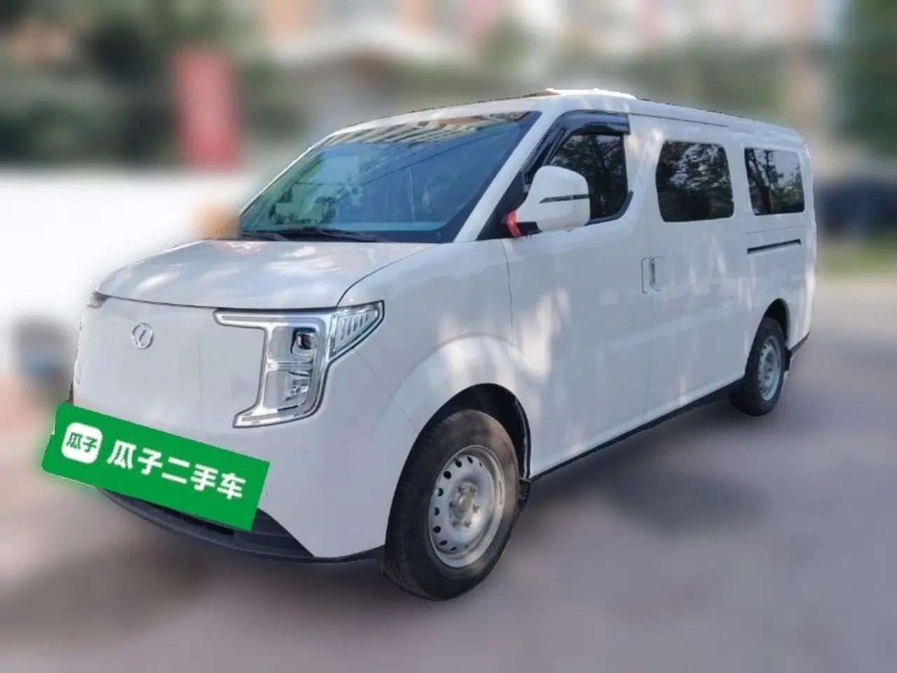 Ruichi R5 2025 Model, Passenger Smart Charging Edition, Pioneer Type II — миниатюра 1