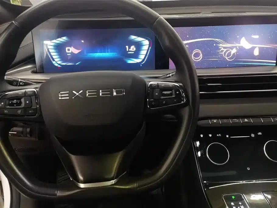 2022 Exeed Chasing Wind Versailles Edition 1.6T DCT Wind Chasing Edition — миниатюра 12