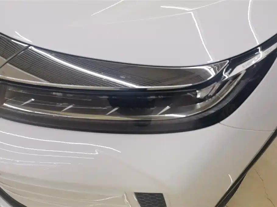2022 Exeed Chasing Wind Versailles Edition 1.6T DCT Wind Chasing Edition — миниатюра 5