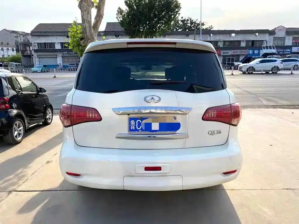 Infiniti QX80 2013 5.6L 4WD — миниатюра 2