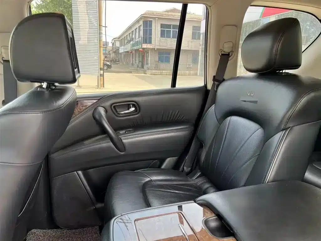 Infiniti QX80 2013 5.6L 4WD — миниатюра 13