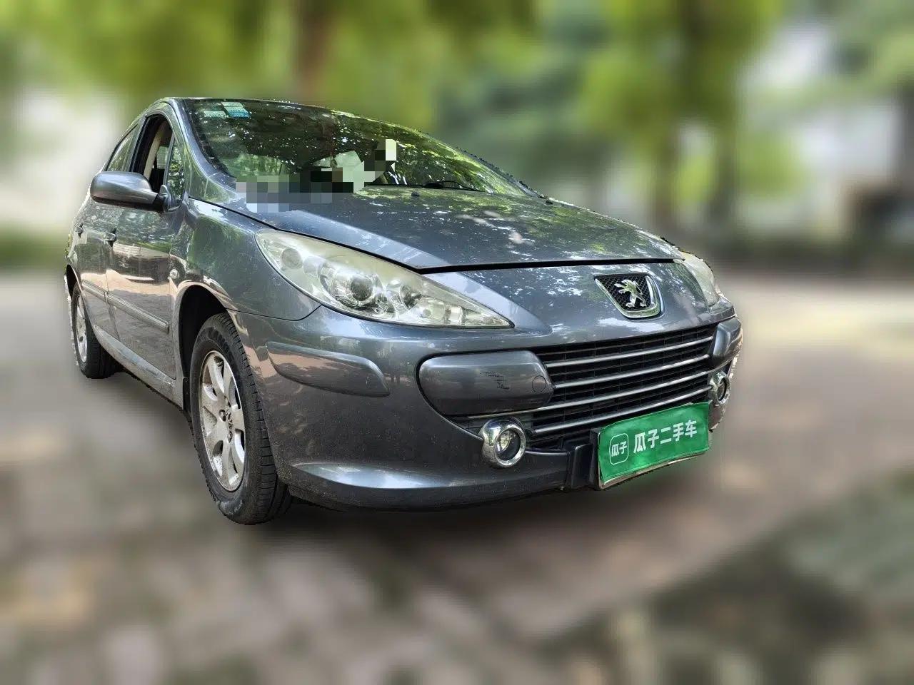Peugeot 307 2010 Sedan 1.6L Manual Comfort Edition — миниатюра 3