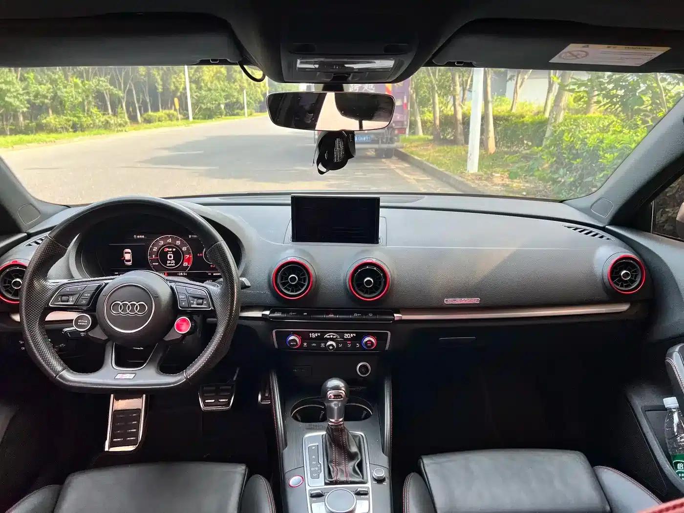 Audi S3 2017 Facelift S3 2.0T Limousine — миниатюра 6