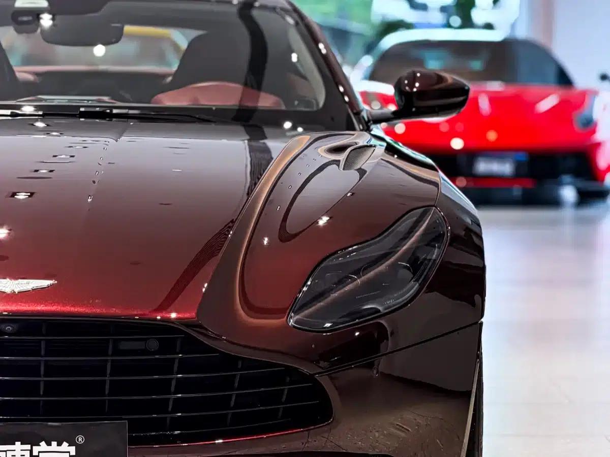 Aston Martin DB11 2020 4.0T V8 Coupe — миниатюра 2