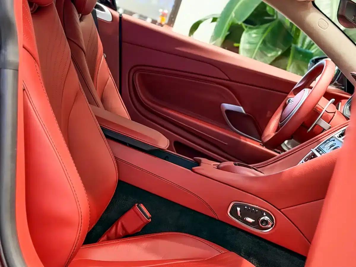 Aston Martin DB11 2020 4.0T V8 Coupe — миниатюра 20