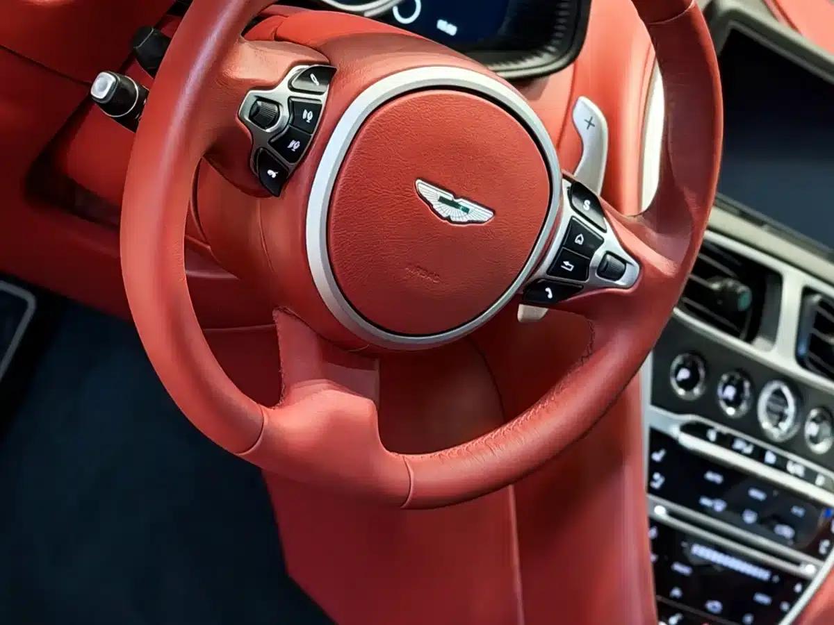 Aston Martin DB11 2020 4.0T V8 Coupe — миниатюра 21