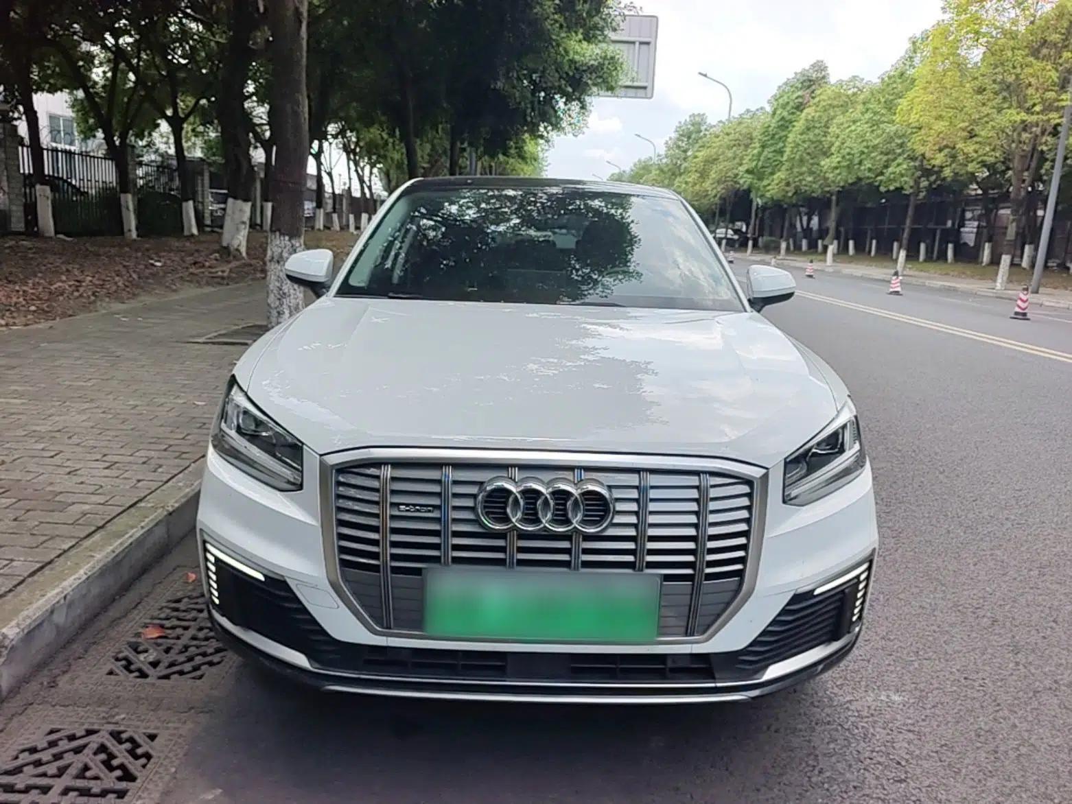 Audi Q2L e-tron 2019 Q2L e-tron Pure Electric Smart Enjoyment Model — миниатюра 2