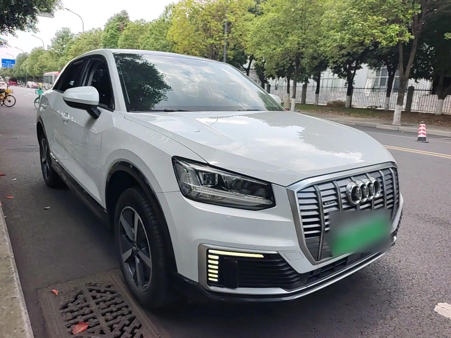Audi Q2L e-tron 2019 Q2L e-tron Pure Electric Smart Enjoyment Model — миниатюра 3