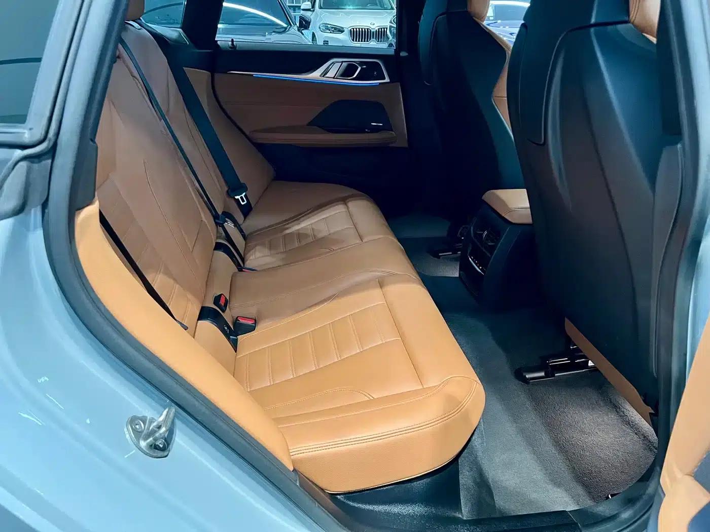 BMW i4 2022 M50 — миниатюра 13