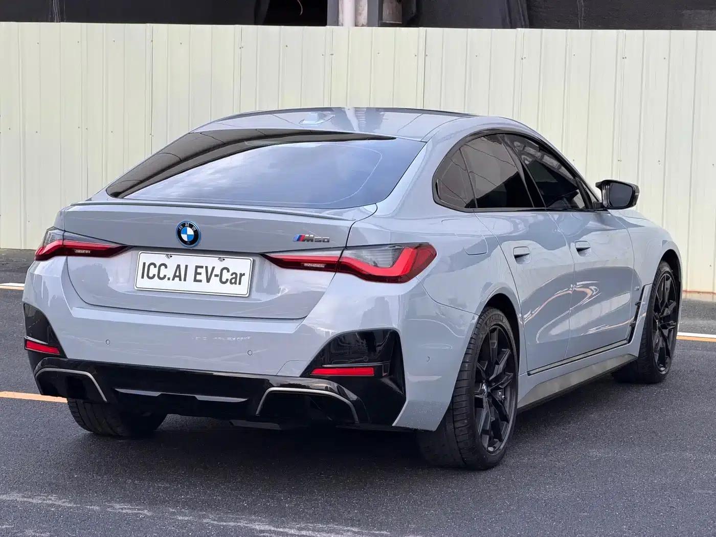 BMW i4 M 2023 M50 — миниатюра 10