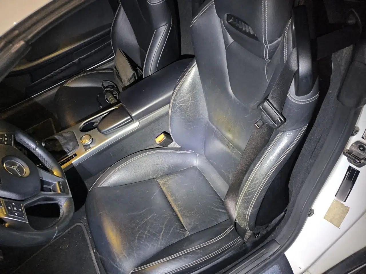 Mercedes-Benz SLK-Class 2011 SLK 200 Fashion Model — миниатюра 15
