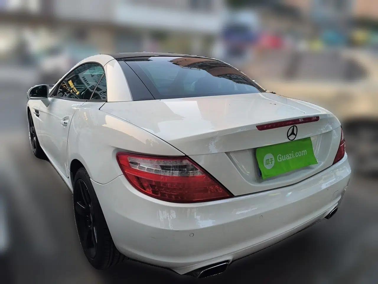 Mercedes-Benz SLK-Class 2011 SLK 200 Fashion Model — миниатюра 4