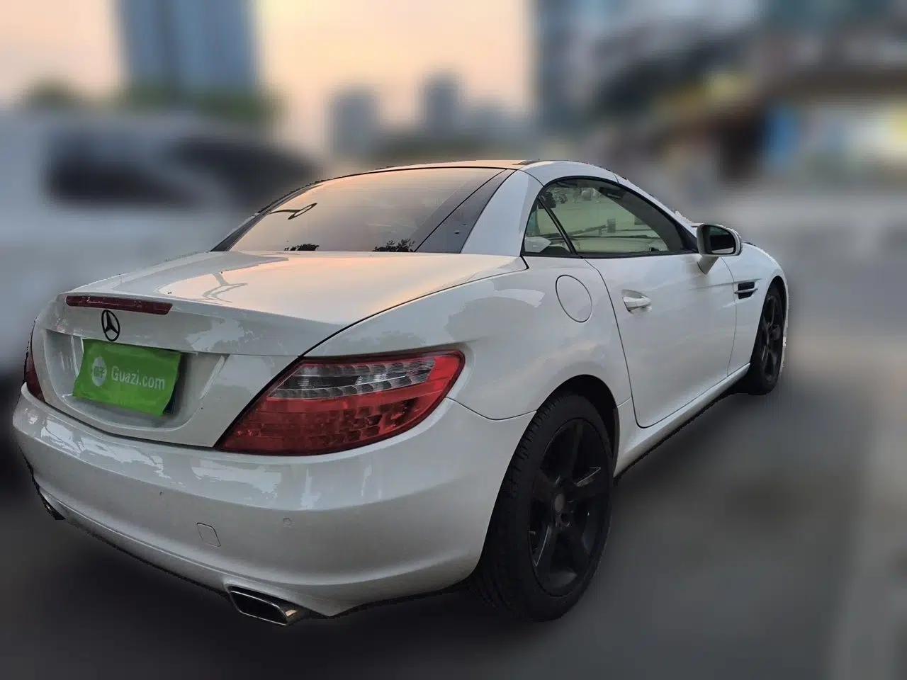Mercedes-Benz SLK-Class 2011 SLK 200 Fashion Model — миниатюра 6