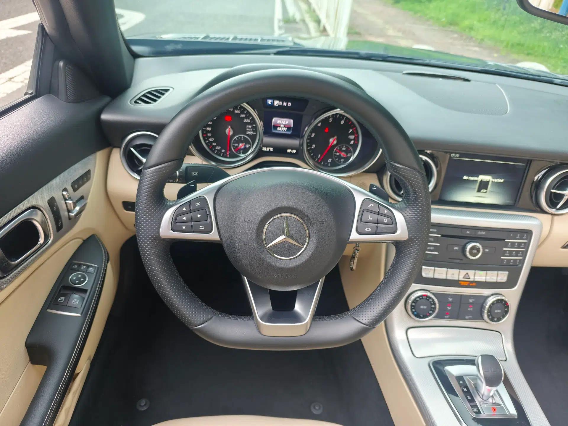 Mercedes-Benz SLC 2018 SLC 260 Dynamic Edition — миниатюра 18