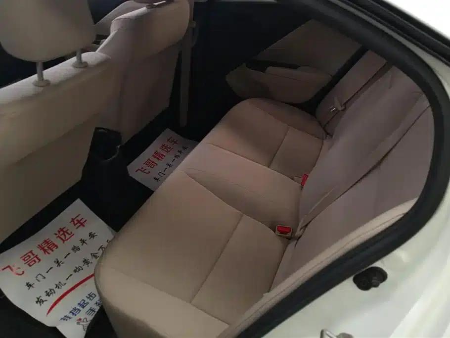 2016 Honda Greiz 1.5L CVT Classic Edition — миниатюра 11