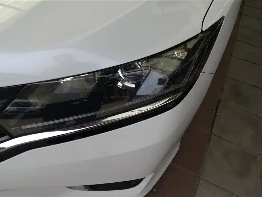 2016 Honda Greiz 1.5L CVT Classic Edition — миниатюра 5