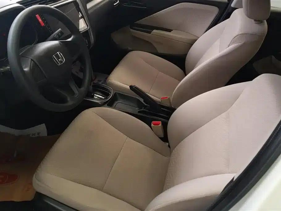 2016 Honda Greiz 1.5L CVT Classic Edition — миниатюра 9