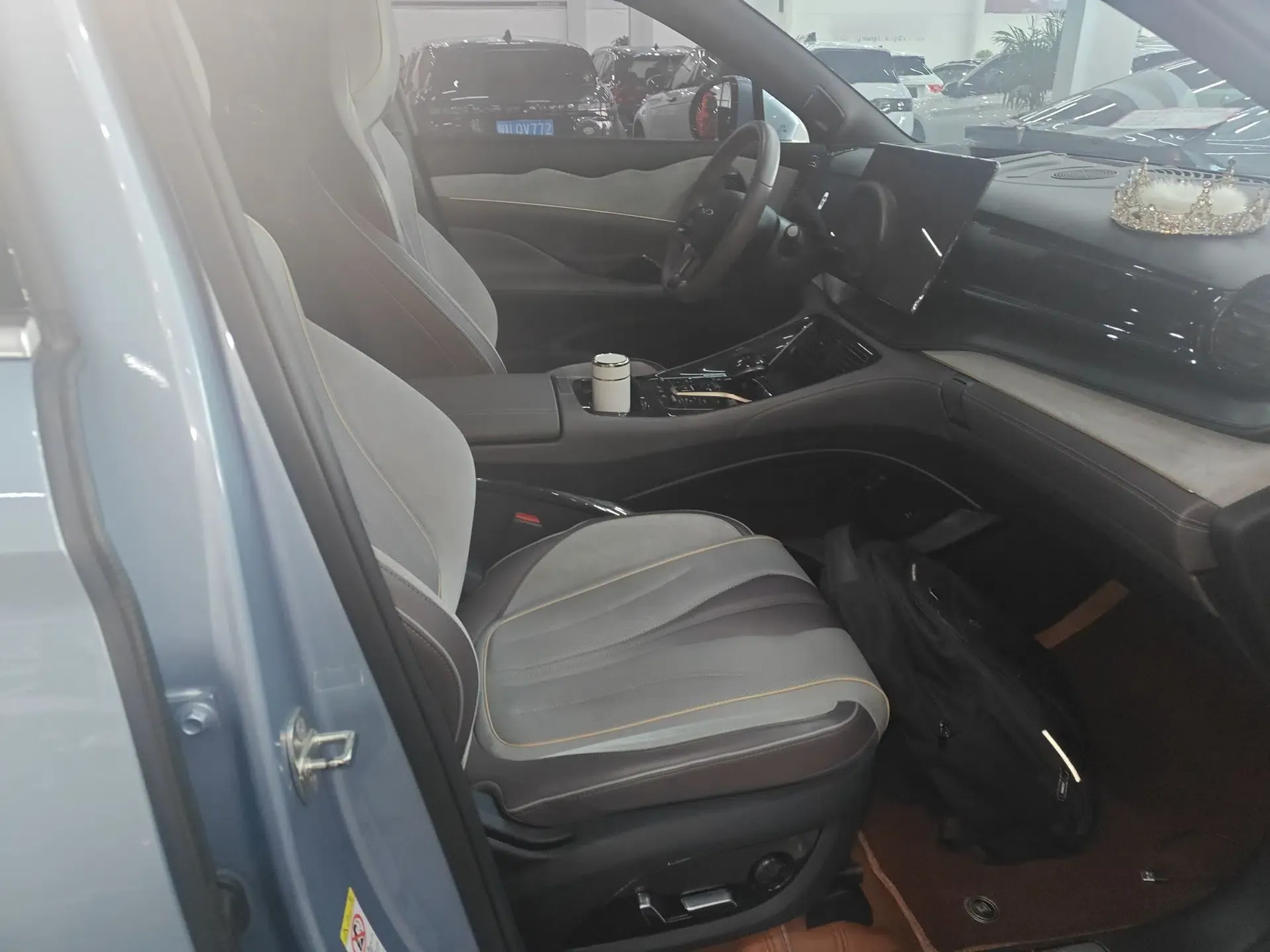 BYD Frigate 07 2023 DM-p 175 km Four-Wheel Drive Flagship Model — миниатюра 19