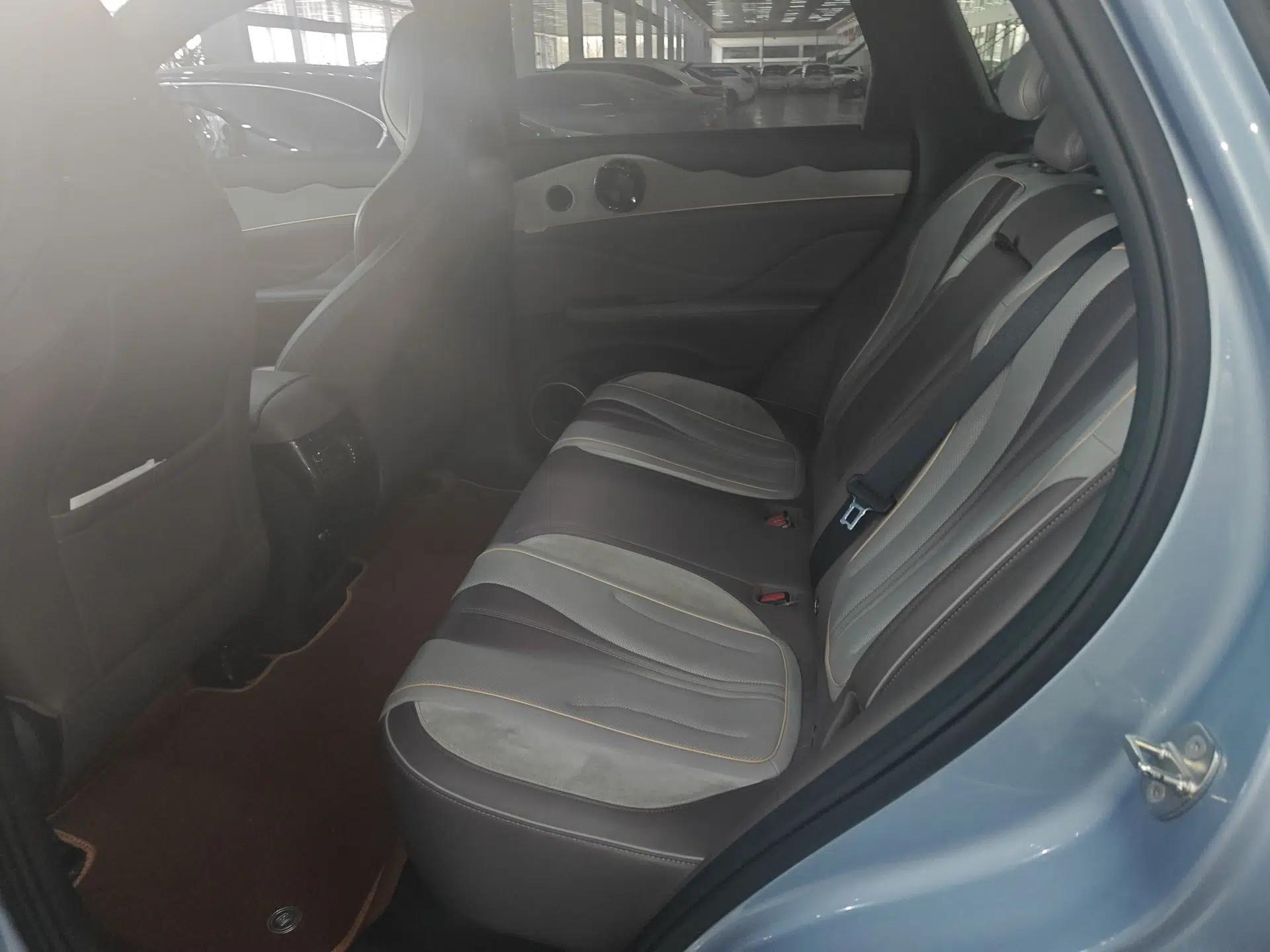 BYD Frigate 07 2023 DM-p 175 km Four-Wheel Drive Flagship Model — миниатюра 20