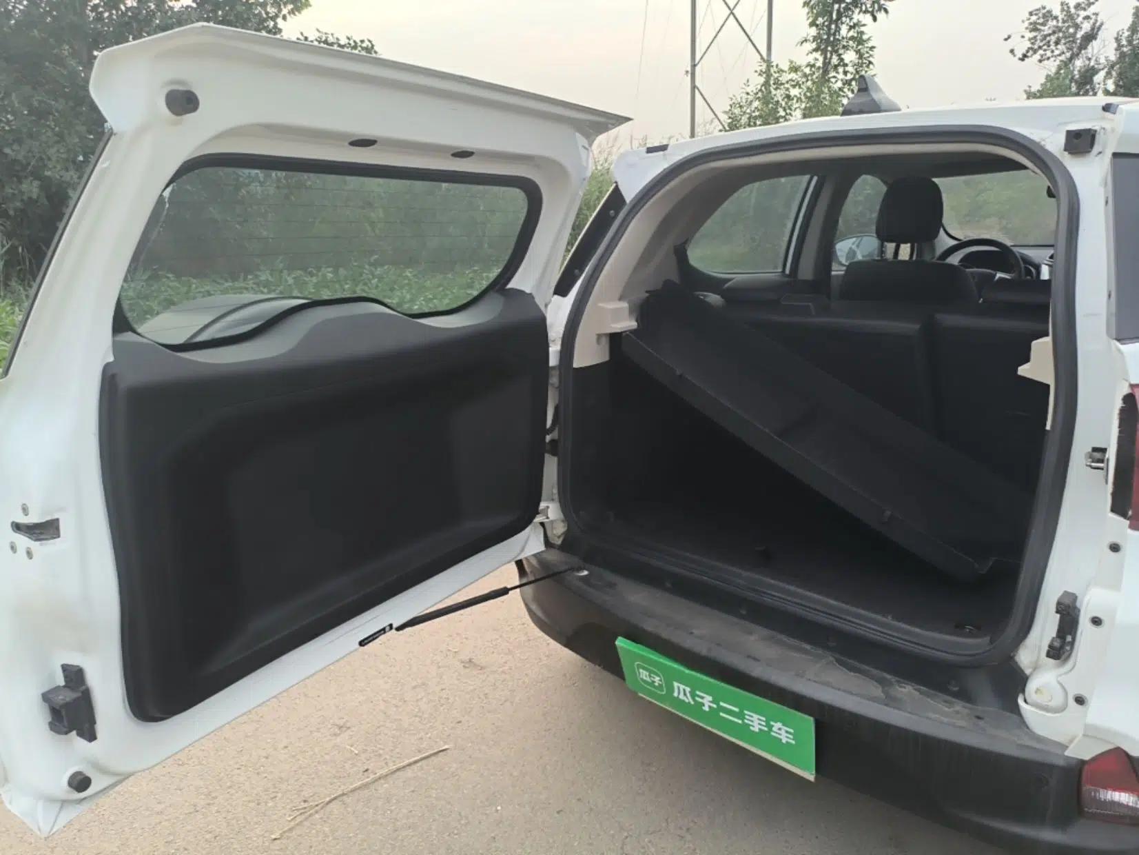 BYD Yuan 2017 1.5L Automatic Cool & Connected Model — миниатюра 22