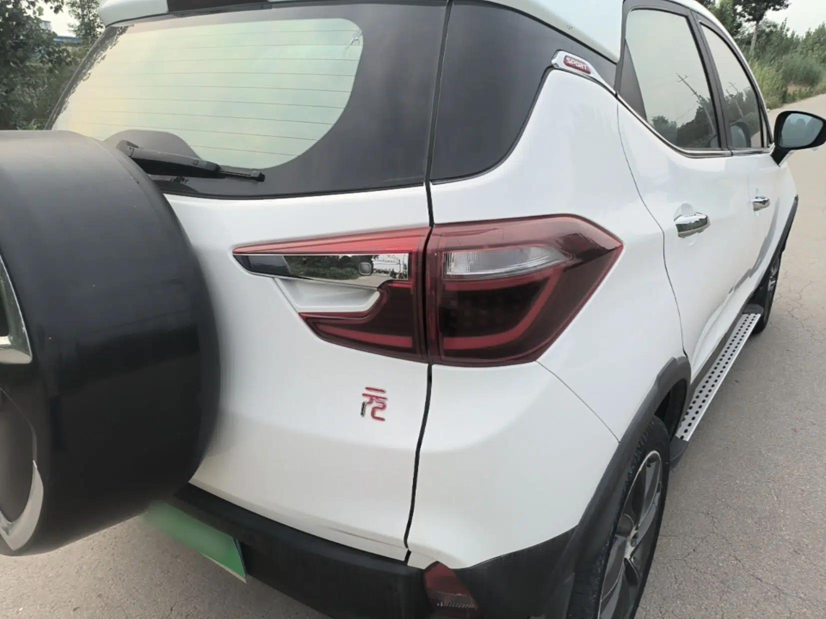 BYD Yuan 2017 1.5L Automatic Cool & Connected Model — миниатюра 9