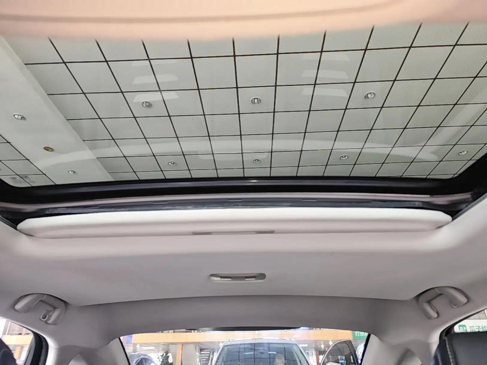 BYD Qin Pro New Energy 2018 DM 1.5TI Automatic Smart Connect Elite Model — миниатюра 26