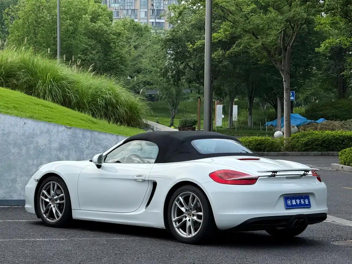 Boxster 2015 Boxster Style Edition 2.7L — миниатюра 16