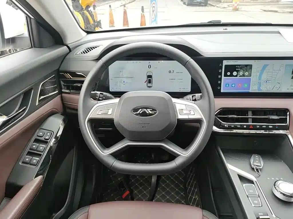 Sihao X8 PLUS 2023 1.5TGDI DCT Smart Home Edition 5-seater — миниатюра 11
