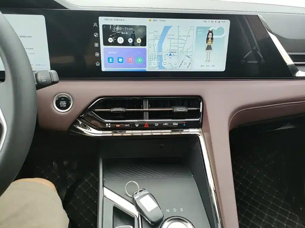Sihao X8 PLUS 2023 1.5TGDI DCT Smart Home Edition 5-seater — миниатюра 13