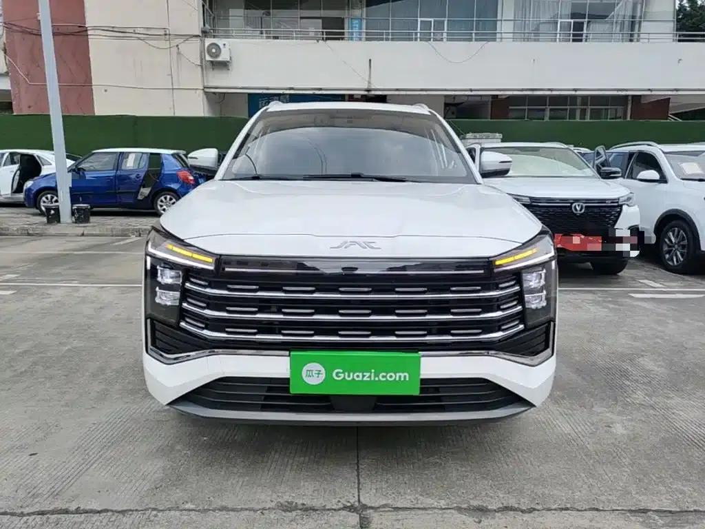 Sihao X8 PLUS 2023 1.5TGDI DCT Smart Home Edition 5-seater — миниатюра 3