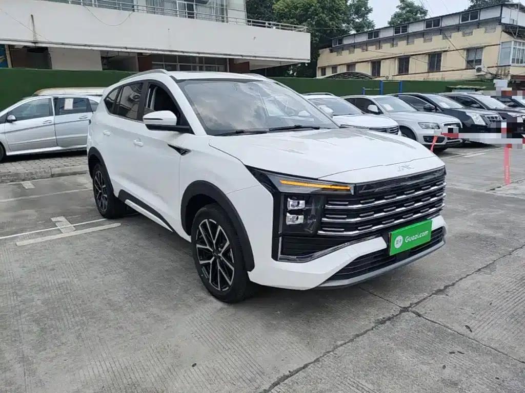 Sihao X8 PLUS 2023 1.5TGDI DCT Smart Home Edition 5-seater — миниатюра 4