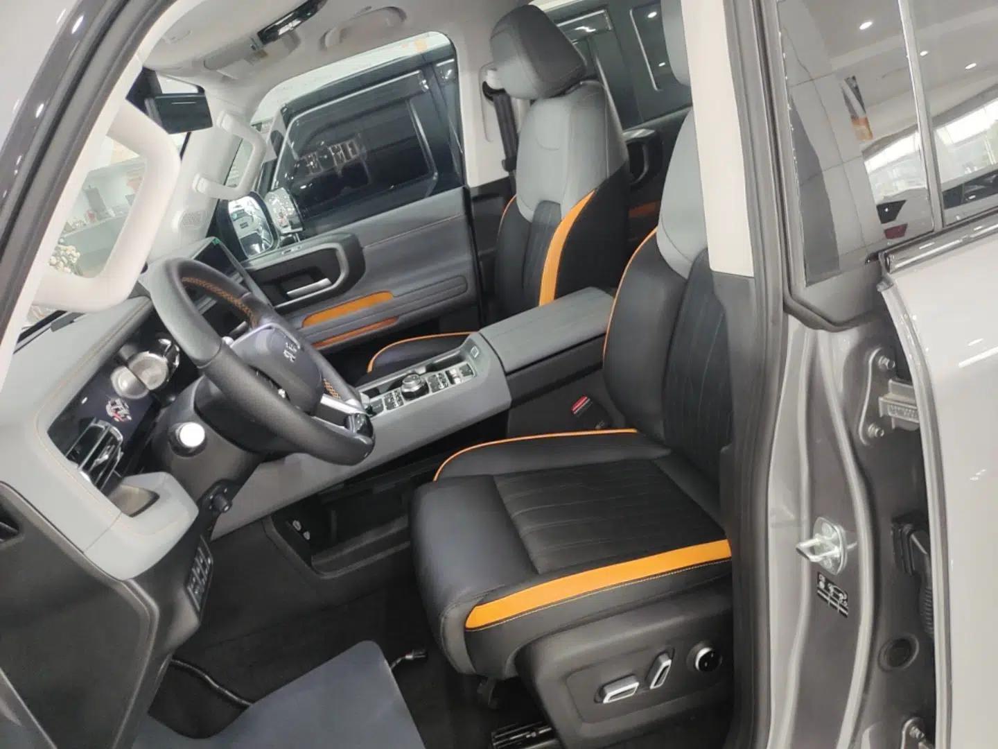 BAIC Off-Road BJ40 Electric Drive 2025 Advanced Edition — миниатюра 17