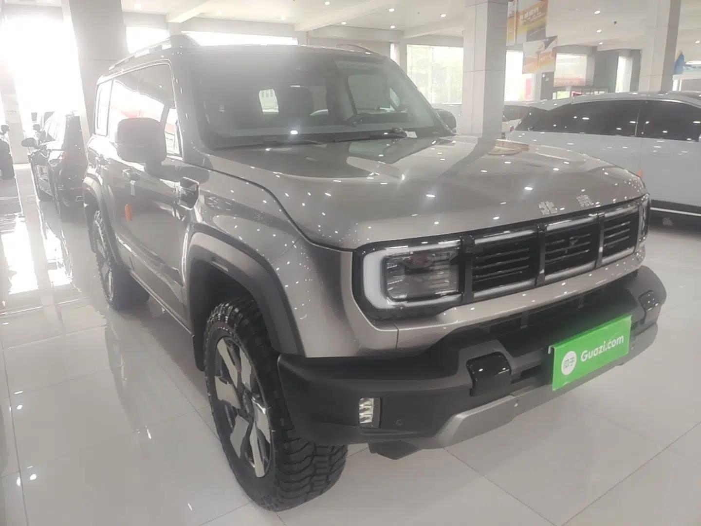 BAIC Off-Road BJ40 Electric Drive 2025 Advanced Edition — миниатюра 3