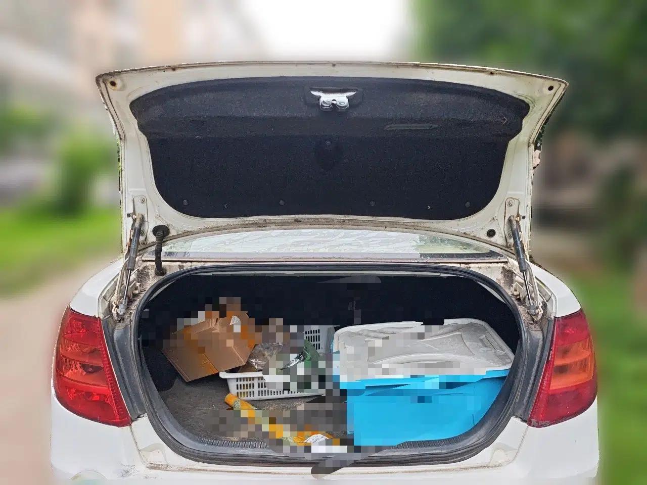 Bestune B50 2012 1.6L automatic with sunroof — миниатюра 19